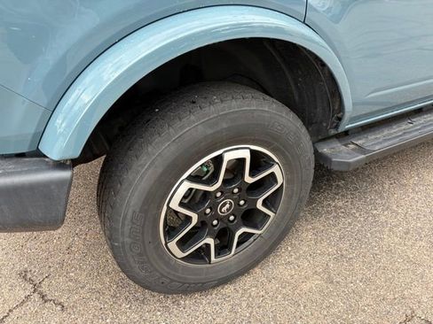 Used 2023 Ford Bronco Outer Banks AWD/4WD image 13