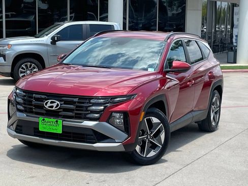 Used 2025 Hyundai Tucson SEL FWD image 9
