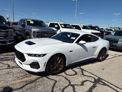 Used 2024 Ford Mustang GT Premium RWD image 2