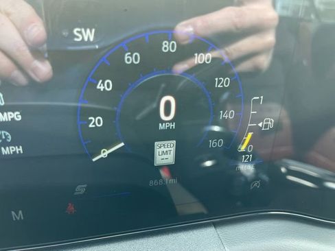 Used 2024 Ford Mustang GT Premium RWD image 7