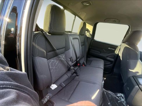 New 2026 Nissan Frontier SV w/ Tow Package image 10