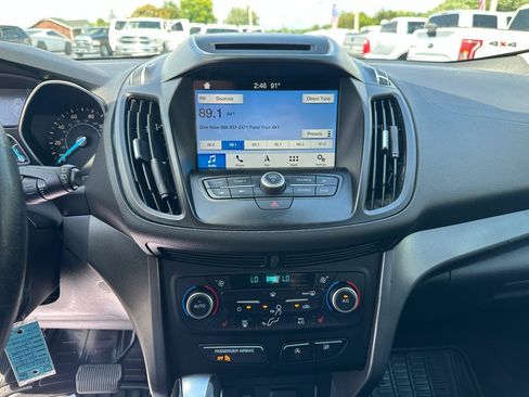 Used 2018 Ford Escape SEL FWD image 15