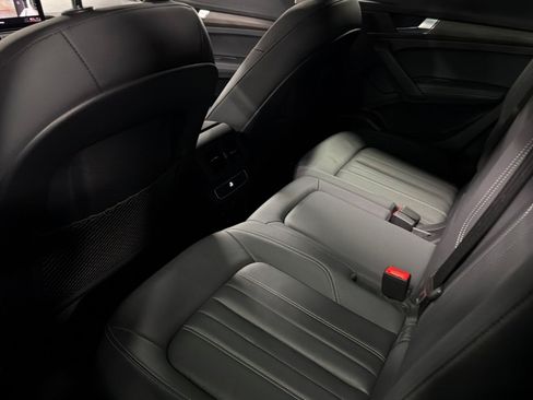 Used 2023 Audi Q5 2.0T Premium Plus w/ Premium Plus Package AWD/4WD image 11
