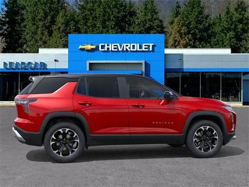 New 2026 Chevrolet Equinox LT w/ Convenience Package II image 5