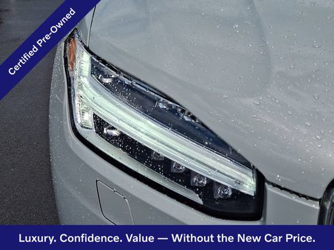 Certified 2024 Volvo XC90 B5 Plus AWD/4WD image 10