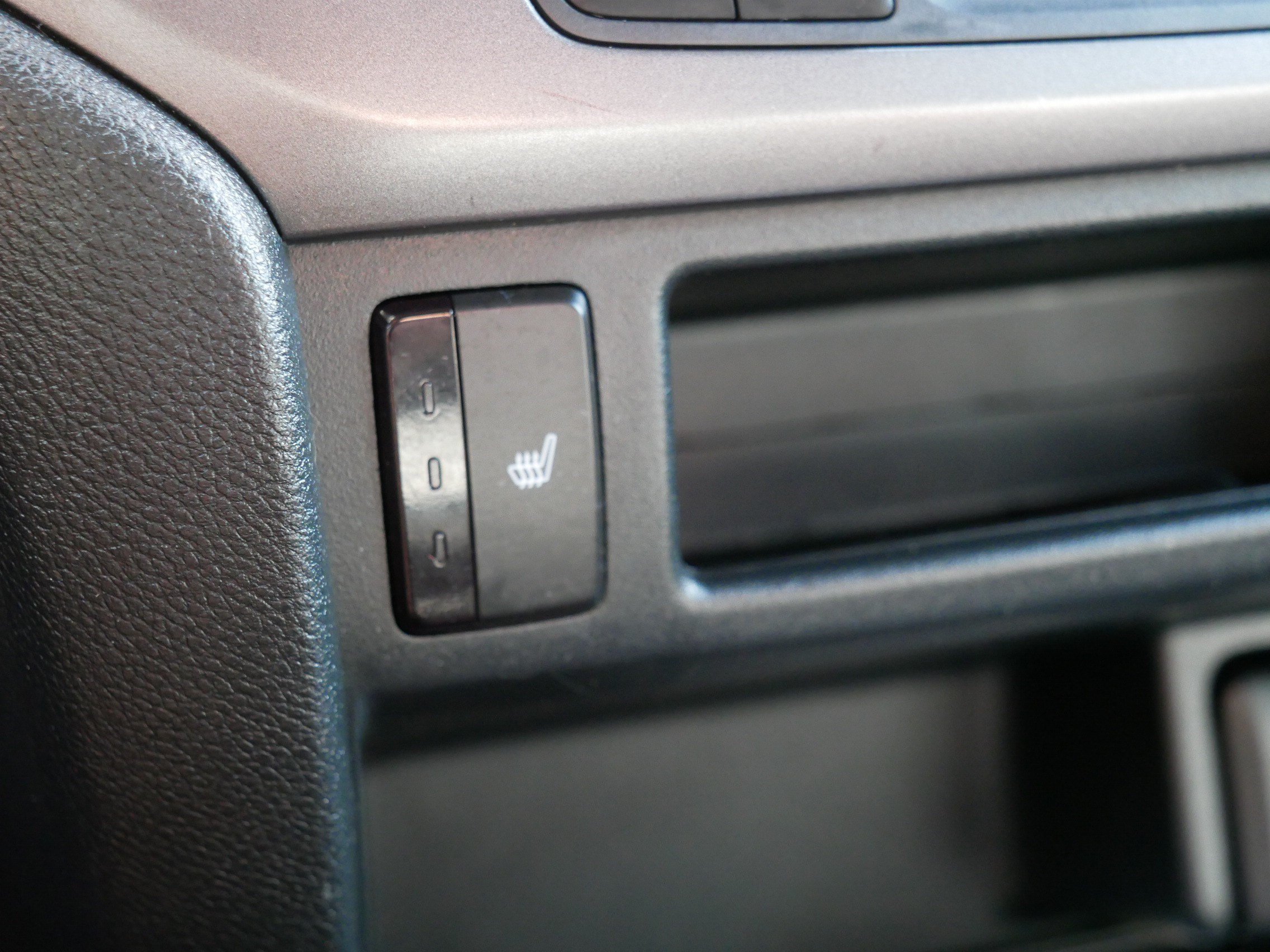 Used 2023 Honda Passport EX-L image 32