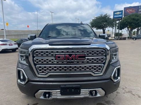 Used 2019 GMC Sierra 1500 Denali w/ Denali Ultimate Package AWD/4WD image 2