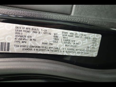 Used 2023 Jeep Grand Cherokee Limited w/ Black Appearance Package image 30