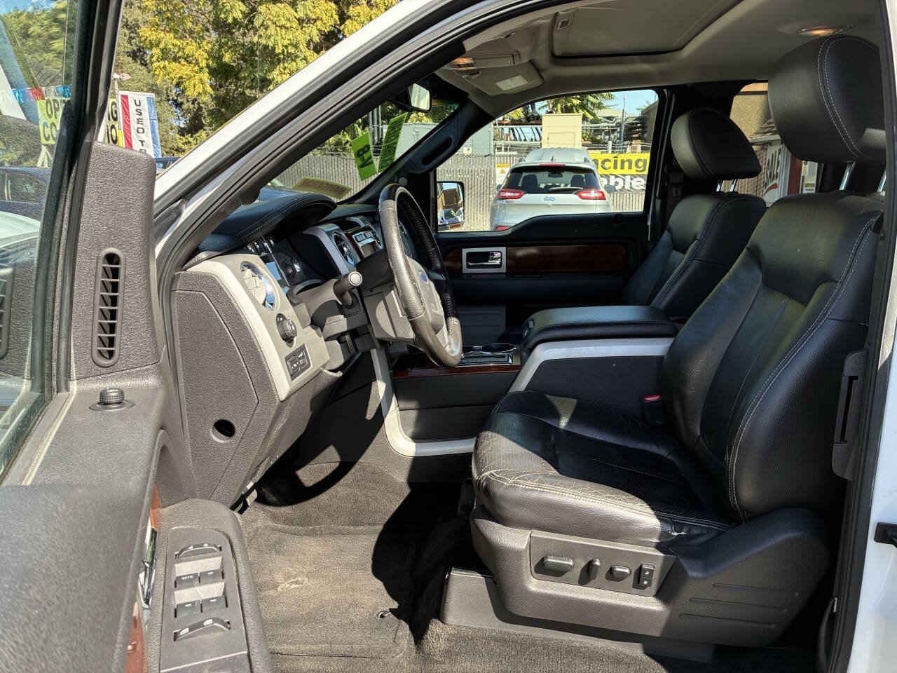 Used 2009 Ford F150 Lariat RWD image 3