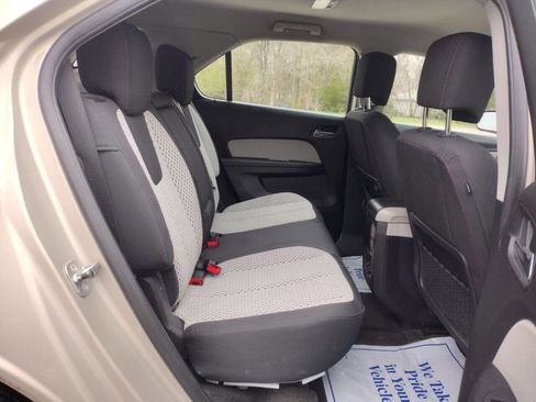 Used 2011 Chevrolet Equinox LS image 9