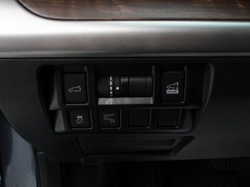 Used 2018 Subaru Outback 2.5i Limited image 22