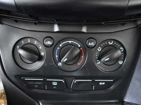 Used 2013 Ford Focus ST FWD image 24