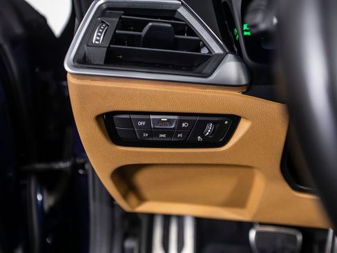 Used 2023 BMW M440i Convertible w/ Premium Package image 39