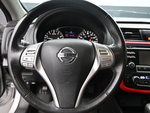 Used 2017 Nissan Altima 2.5 SV image 13