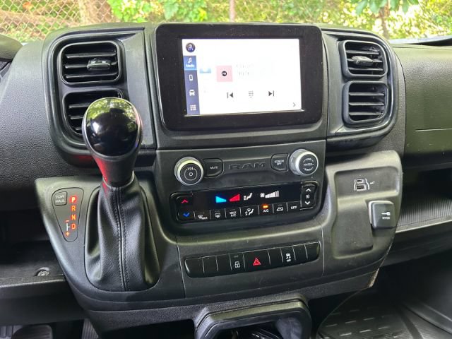 Used 2025 RAM ProMaster 2500 w/ Convenience Group FWD image 13