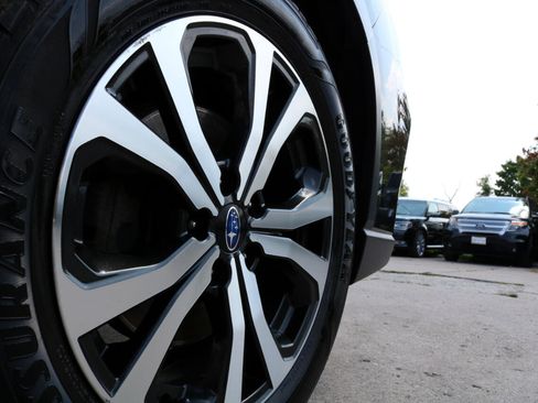 Used 2019 Subaru Forester Limited image 6