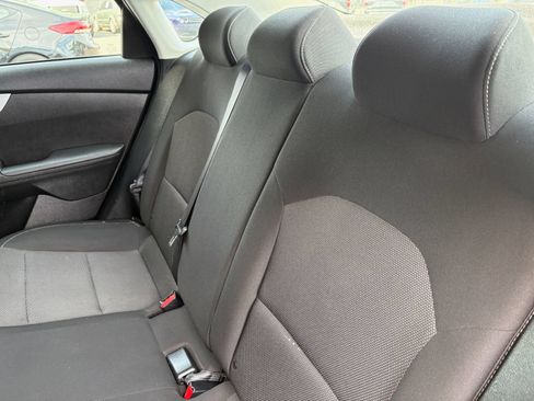 Used 2023 Kia Forte LXS w/ LXS Technology Package FWD image 16