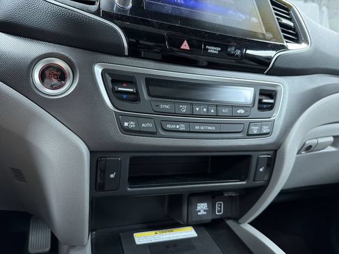 Used 2023 Honda Ridgeline RTL-E image 24