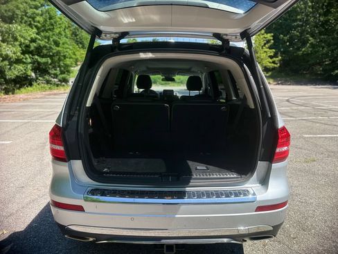 Used 2017 Mercedes-Benz GLS 450 4MATIC image 31