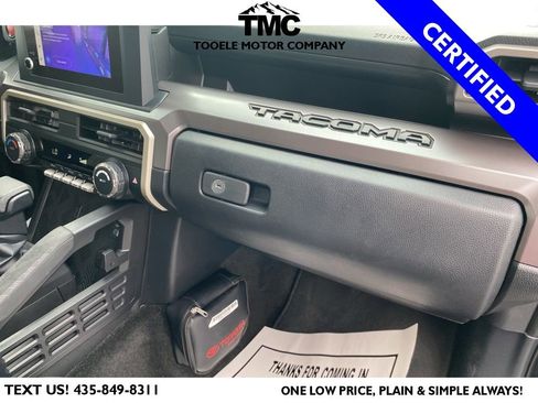 Used 2025 Toyota Tacoma TRD Off-Road image 31