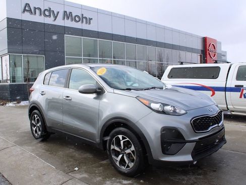Used 2020 Kia Sportage LX image 1