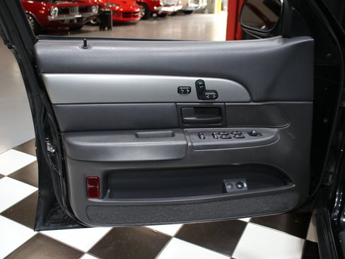 Used 2004 Mercury Marauder RWD image 43