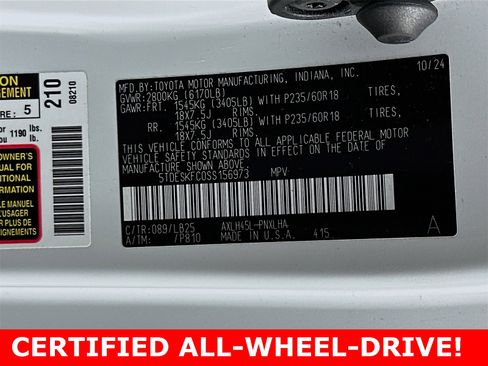 Certified 2025 Toyota Sienna Platinum image 36