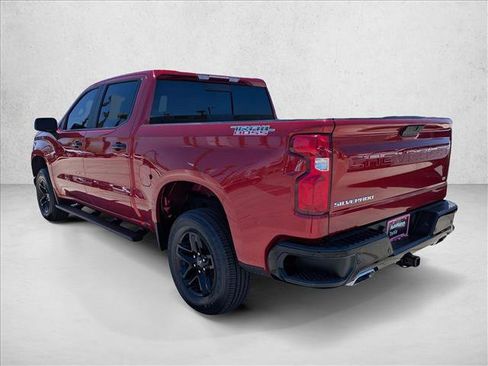 Used 2021 Chevrolet Silverado 1500 LT Trail Boss w/ Convenience Package II AWD/4WD image 7