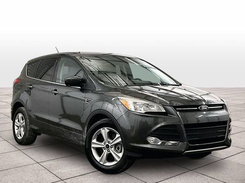 Used 2016 Ford Escape SE AWD/4WD image 2