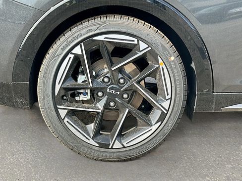 New 2025 Kia K4 GT-Line image 32