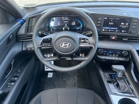New 2026 Hyundai Elantra SEL Sport Premium FWD image 15