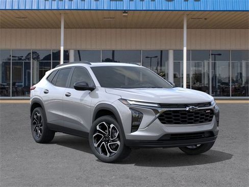 New 2026 Chevrolet Trax RS w/ Sunroof Package image 7