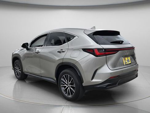 Used 2024 Lexus NX 250 FWD image 8