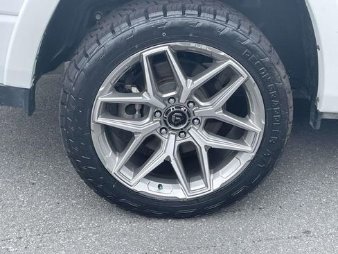 Certified 2025 RAM 1500 Big Horn AWD/4WD image 8