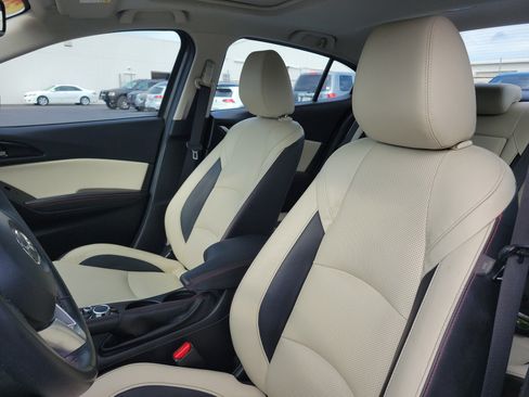 Used 2016 MAZDA MAZDA3 s Grand Touring FWD image 20