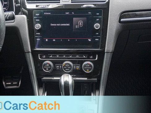 Used 2018 Volkswagen Golf 4-Door AWD/4WD image 24
