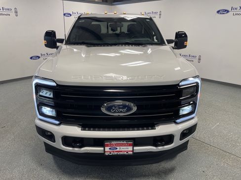 Used 2025 Ford F250 Platinum image 2