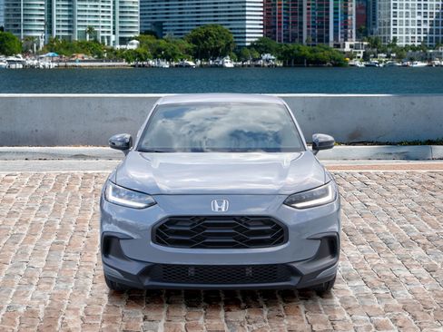 Certified 2023 Honda HR-V Sport image 2