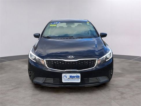 Used 2018 Kia Forte LX w/ LX Popular Package image 2
