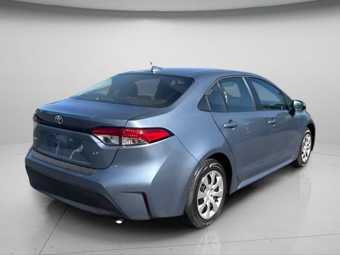 Used 2026 Toyota Corolla LE w/ Carpet Mat Package (TMS) FWD image 4