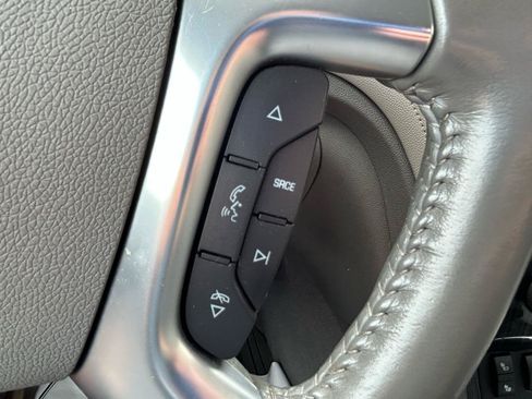 Used 2016 Chevrolet Traverse LT AWD/4WD image 20
