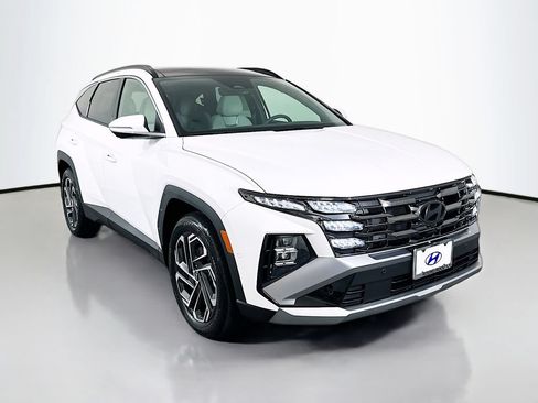 New 2026 Hyundai Tucson Limited FWD image 3