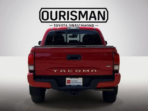 Certified 2019 Toyota Tacoma TRD Sport AWD/4WD image 21