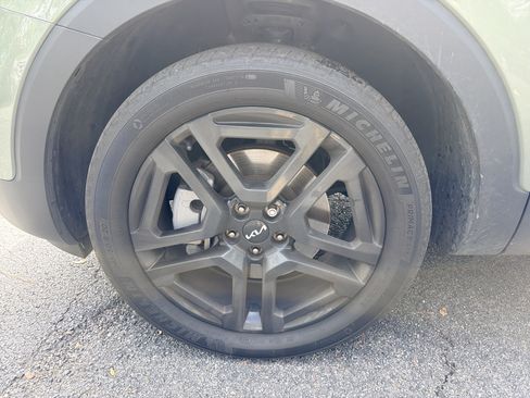 Used 2023 Kia Telluride SX Prestige X-Line AWD/4WD image 8