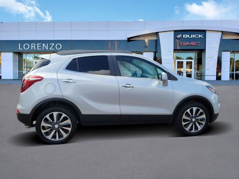 Used 2022 Buick Encore Preferred w/ Safety Package image 4