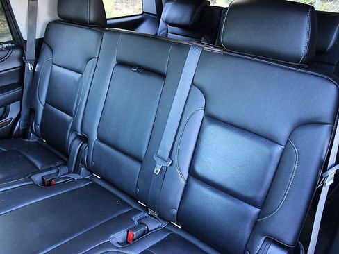 Used 2018 Chevrolet Tahoe LT RWD image 14
