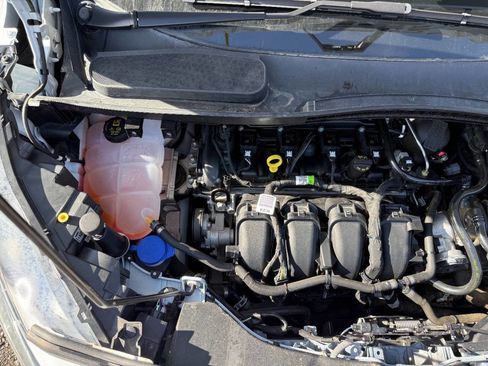 Used 2021 Ford Transit Connect XL image 10