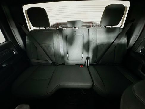 New 2026 RAM 2500 Big Horn AWD/4WD image 10