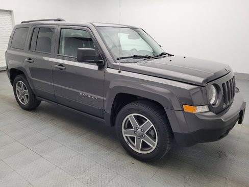 Used 2016 Jeep Patriot Sport w/ Power Value Group FWD image 11