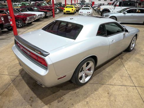 Used 2009 Dodge Challenger SRT8 RWD image 17